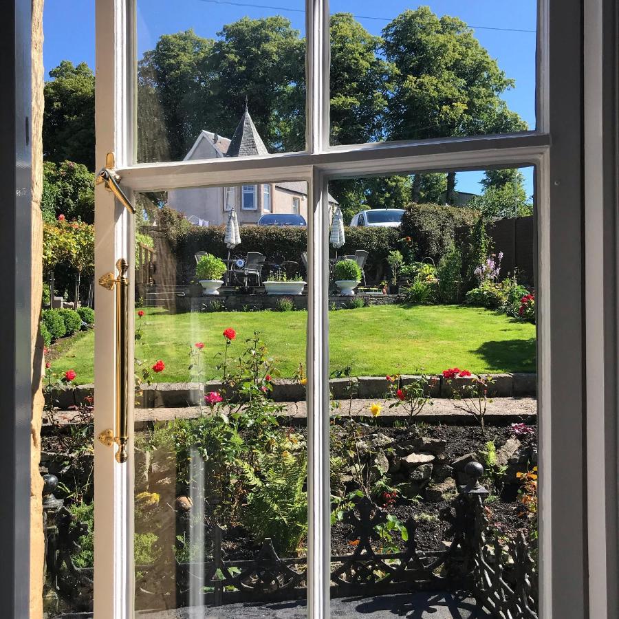 Leven House Bed And Breakfast Crieff Exterior photo