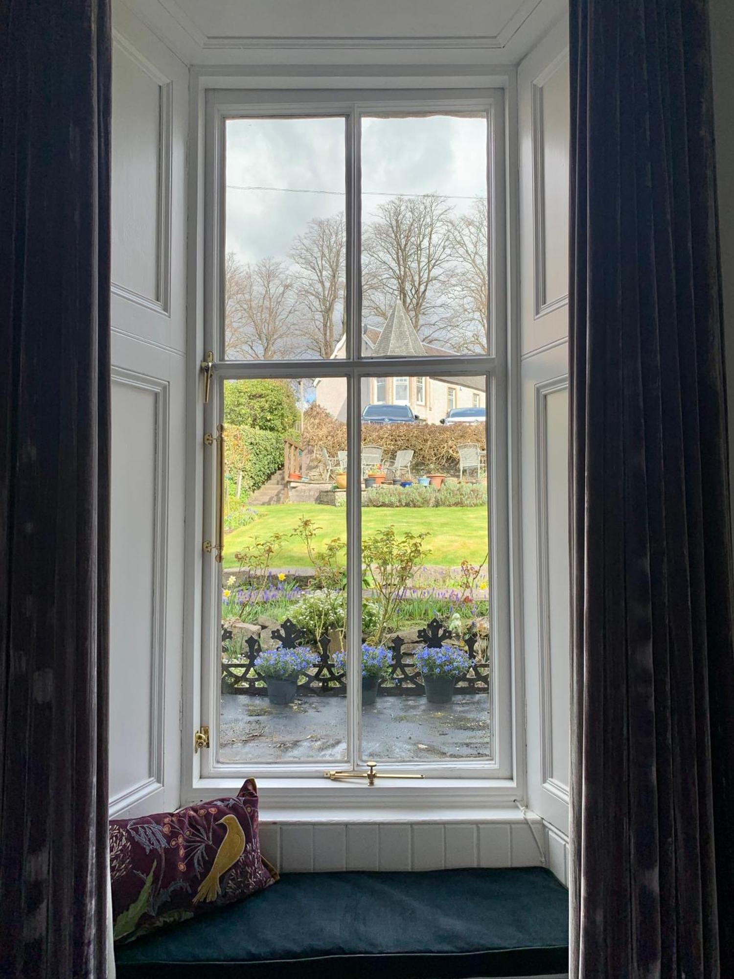 Leven House Bed And Breakfast Crieff Exterior photo